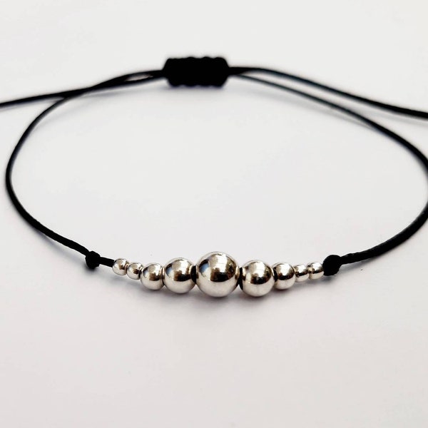 bracelet pour femme  perles en argent sur cordon noir, idée cadeau pour elle