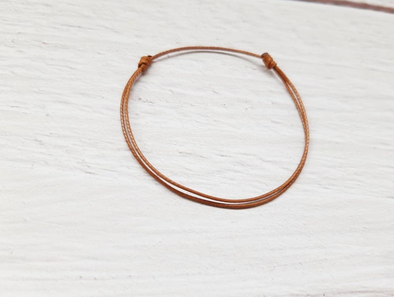 Bracelet cordon fin minimaliste unisexe, bracelet ficelle Camel/ l. Brown