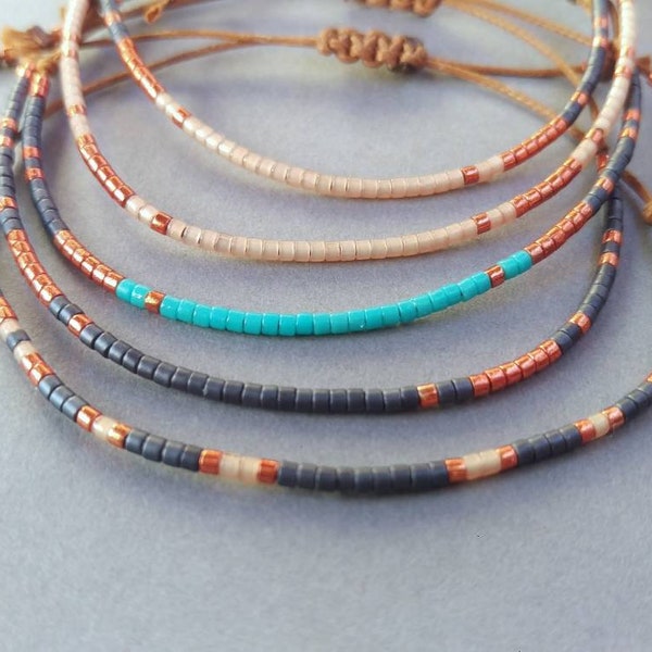 bracelet minimaliste en perles miyuki sur cordon fin unisexe