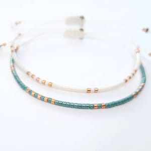 Minimalistische parelarmband aan koord, cadeau-idee voor vrouwen