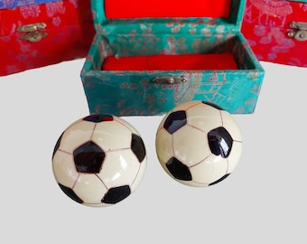 Vintage Baoding Balls: Chinese Iron Football Design, Meditation Chimes