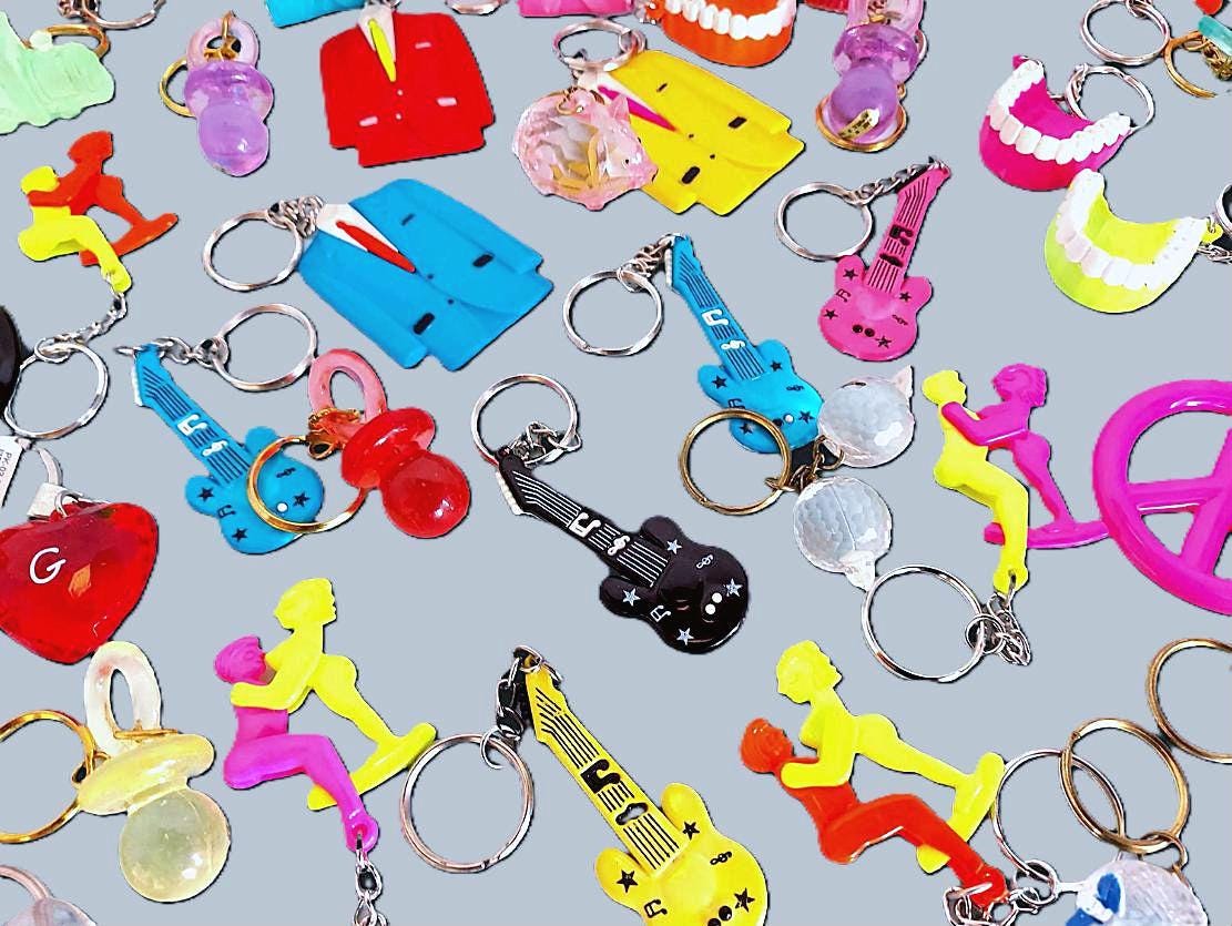 Retro Keychain Bundle: 80s-90s Nostalgic Keyring Assortment (set