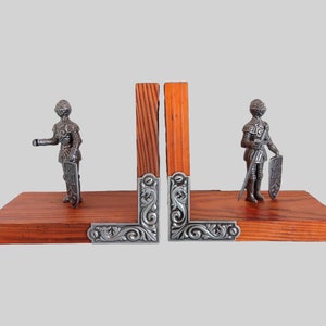 Medieval Knights in Armor Bookends - Wooden Book Holders - Unique Design Hand Crafted - Aesthetic Home Decor- Office Accessory- Novelty Gift