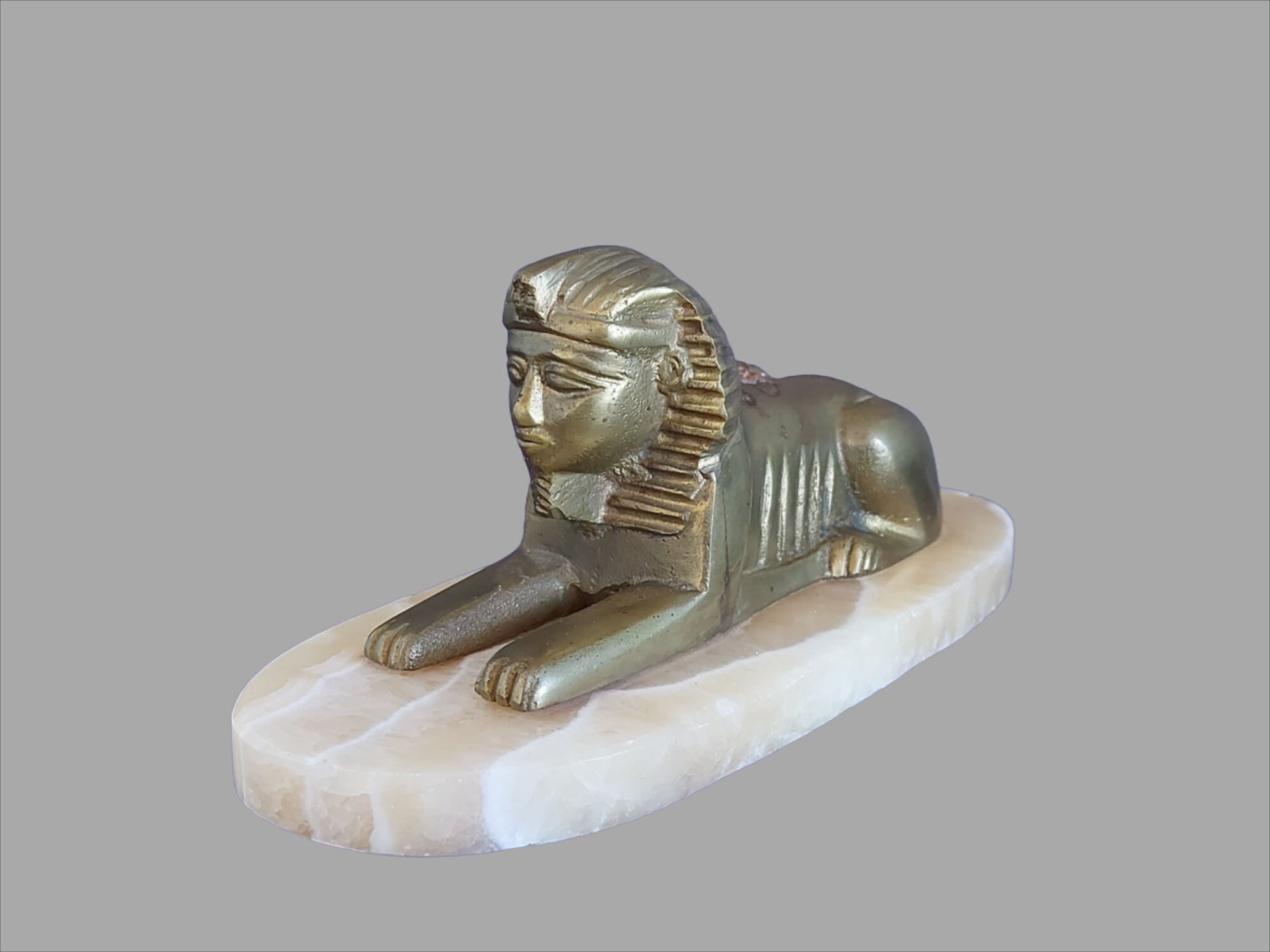 ヴィンテージ真鍮製スフィンクス像 エジプト大理石台座彫刻 ヴィンテージ真鍮製スフィンクス像：エジプト大理石台座彫刻 - Etsy 日本