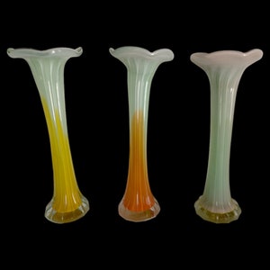 Handblown Art Glass Calla Lily Vase: Mid-Century Modern Floral Decor