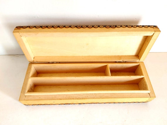 Vintage Wooden Trinket Jewelry Box Cigars Box Han… - image 6