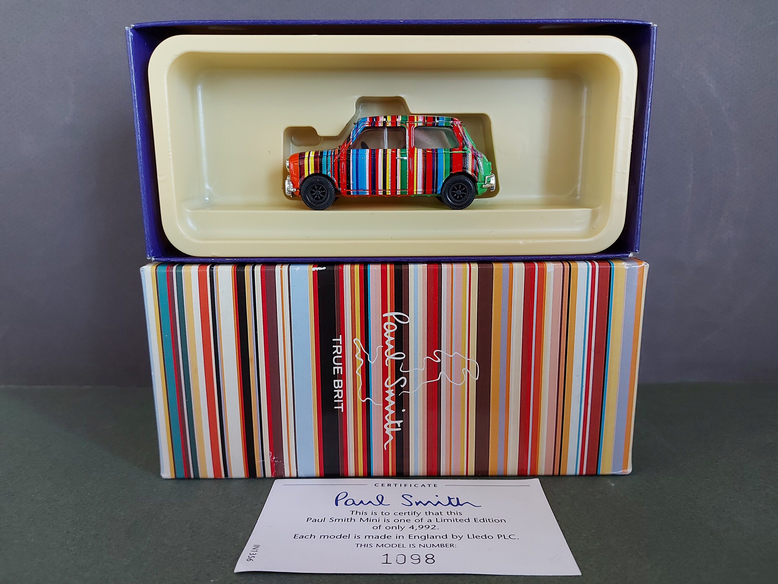 Clay Smith Cams などミニカー ビンテージミニカー+おまけ Paul Smith True Brit Mini Diecast Model Car Lledo 50th Anniversary