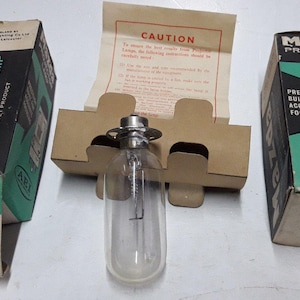 Vintage Mazda Projector Lamp - Light bulb 6.6A 200W - Retro Airfield Lighting - Mid Century Electronics Accessory - Nos Collectibles