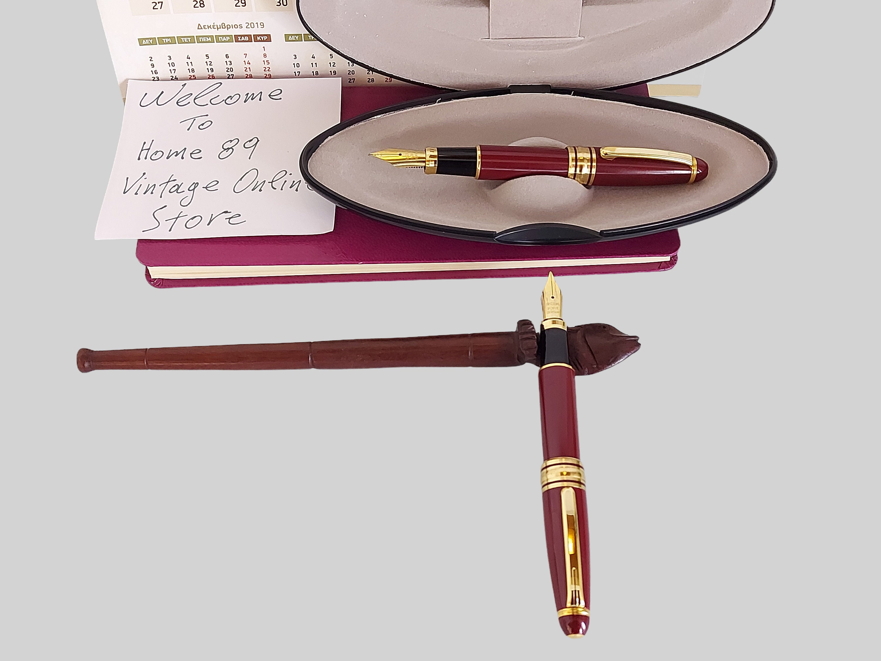 Stylo-plume Ancien à Pompe - Couleur Bordeaux, Référence 200, Occasion Collection