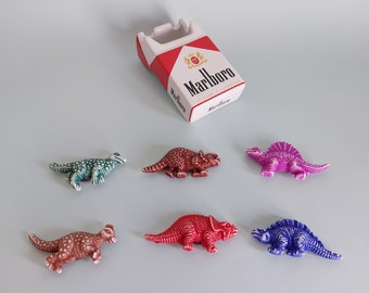 Dinosaur Fridge Magnets - Marlboro Ashtray - Unique Art Design -  Cigarette Pack Shaped - Novelty Home Decor - Gift Idea