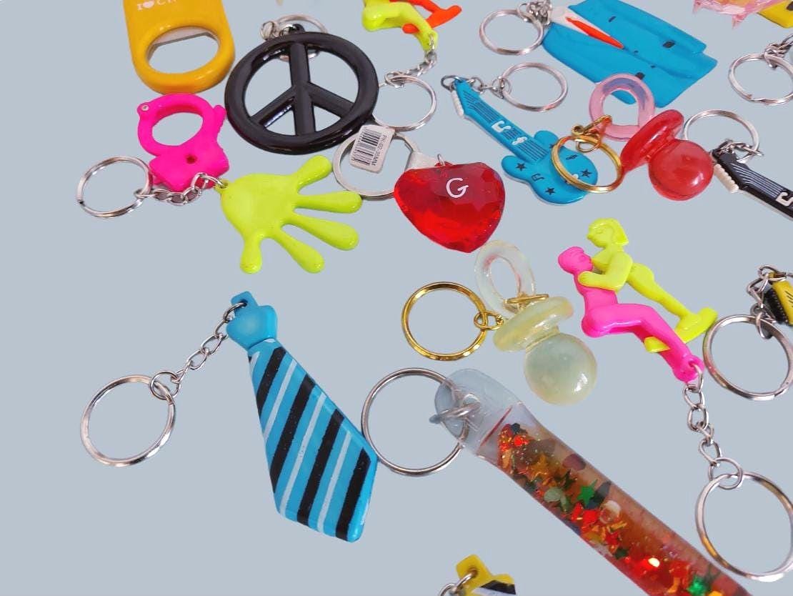 Retro Keychain Collection Retro Keychain Bundle: 80s-90s Nostalgic Keyring Assortment (set of 10 ...