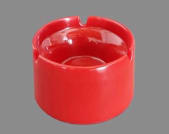 Chic Red Melamine Ashtray - Retro Home Accent - Mid-Century Modern Decor - NOS Vintage Cigarette Holder
