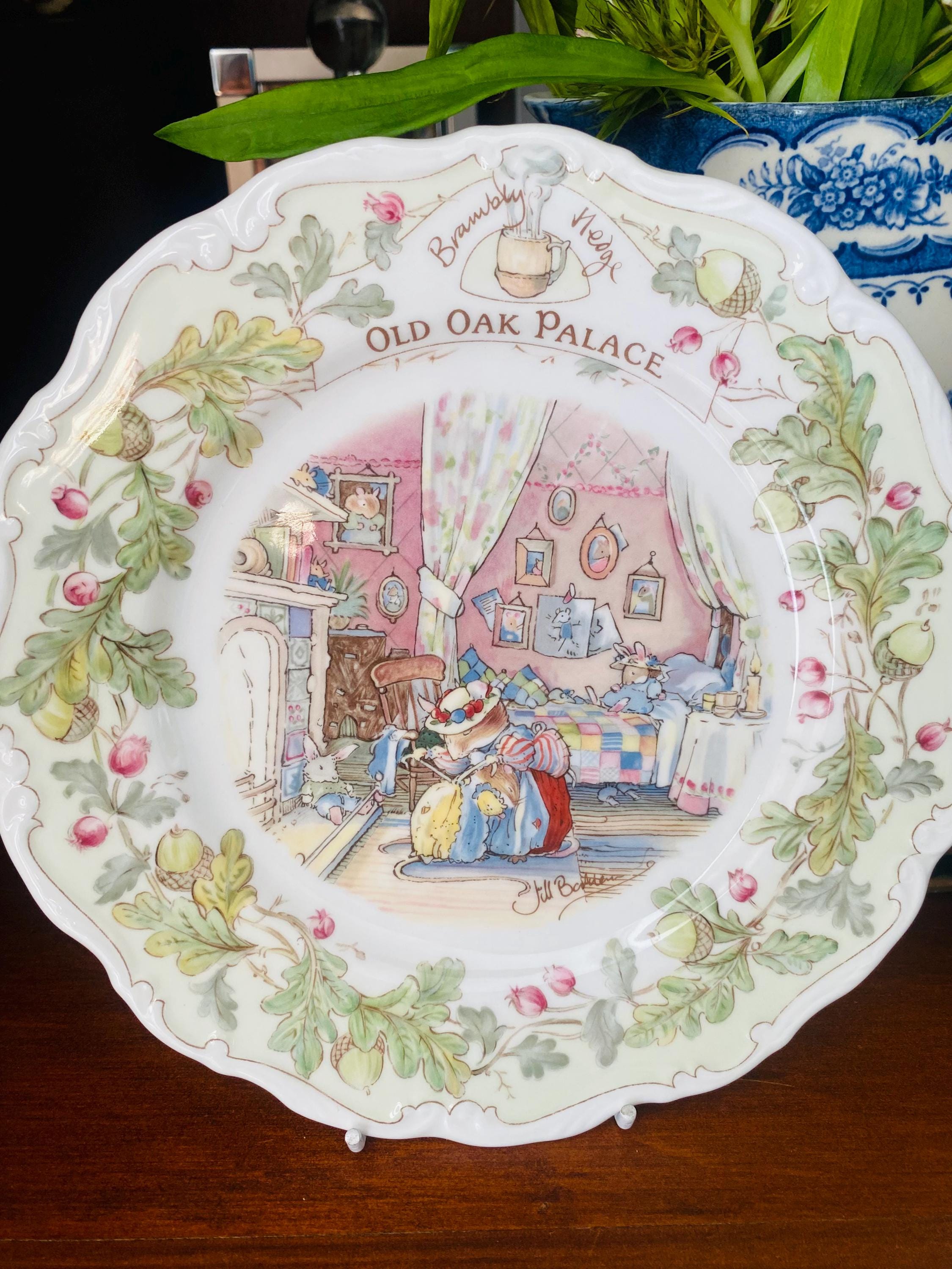 ロイヤルドルトンブランブリーヘッジOLD OAK PALACEプレート Royal Doulton Brambly Hedge Old Oak Palace Plate - Etsy