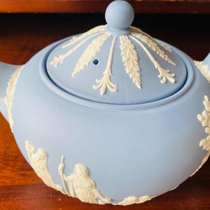 Sensational Wedgwood Jasperware Teapot