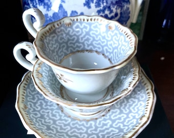 Beautiful c1815 Chamberlain Worcester Flight China Rococo Revival Trio Set