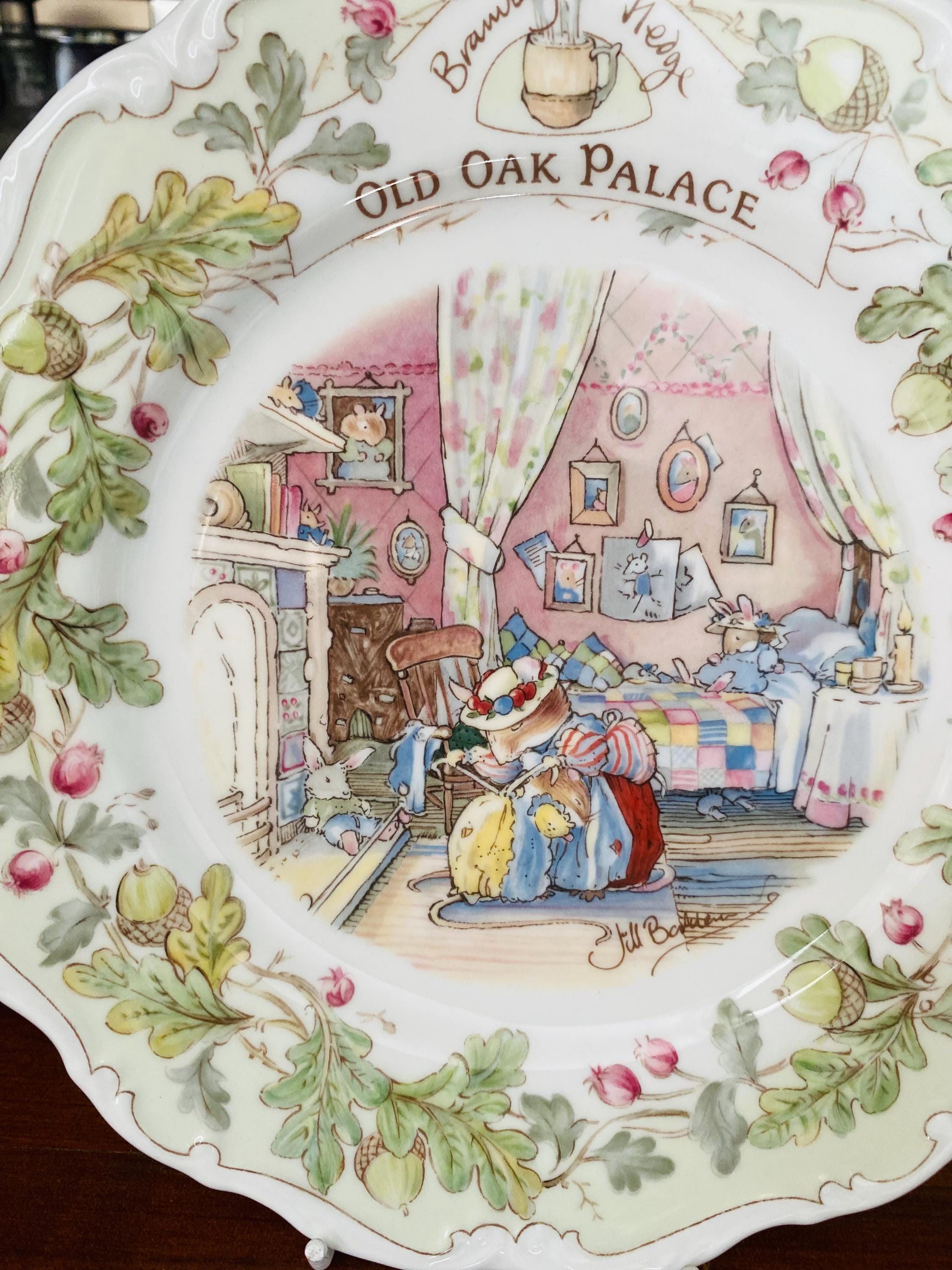 シ*ゃ様 ロイヤルドルトン ブランブリーヘッジ OLD OAK PALACE ロイヤルドルトン ブランブリーヘッジ オールドオーク パレス プレート