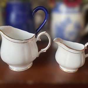 Elegant Vintage Duchess Ascot Fine Bone China Creamer Jug x 2