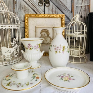 Darling Vintage Wedgwood Mirabelle Bundle Set