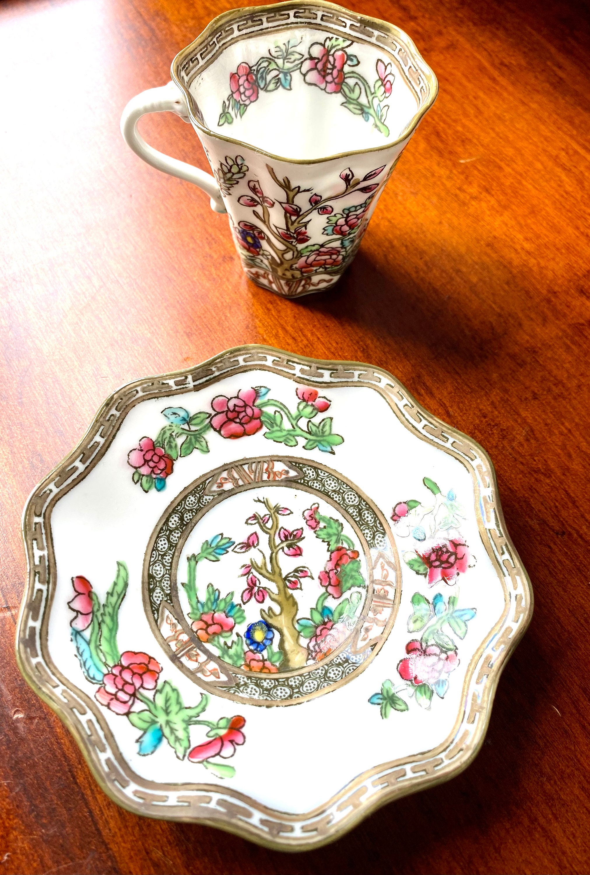 魅力的な 1890 年代のコールポート インディアン ツリー コーヒー