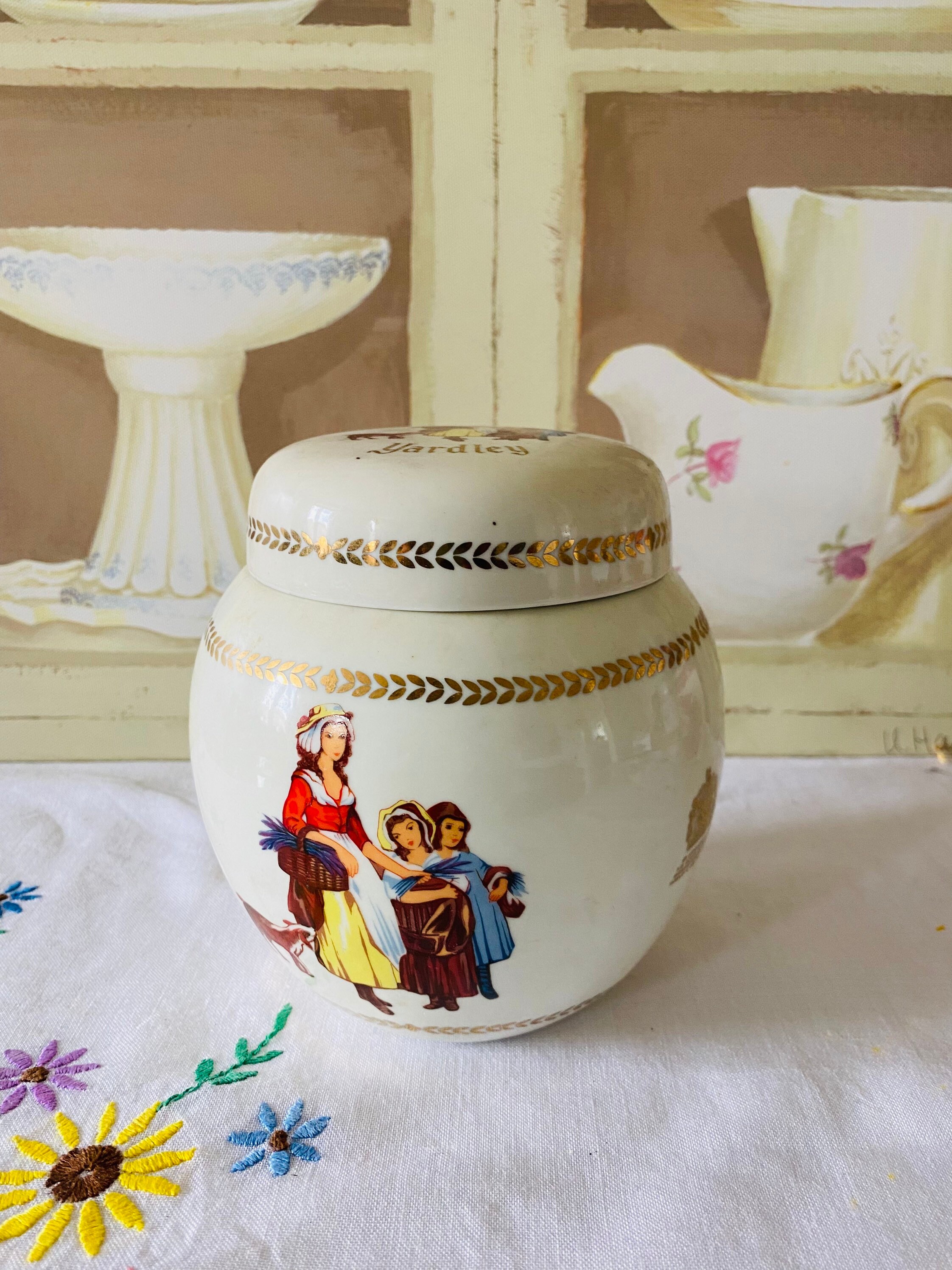 魅力的なヴィンテージヤードリージンジャージャー/ティーキャディ