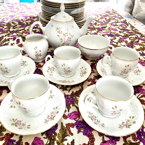 Magnificent Vintage Bernadotte Porcelain Tea Service for 6