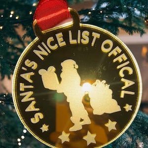 SVG Santas nice list medal Christmas cut file for flat acrylic bauble, digital file, digital download