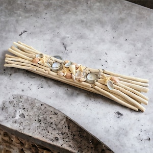 Driftwood candleholder with shells,Coastal candleholder,beach decoration