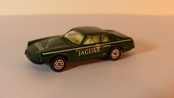 jaguar xj diecast model