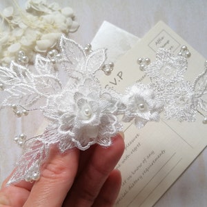 Ivory lace and pearls bridal hair accessory