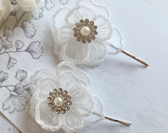 White lace flower and rhinestone with pearl hair Pins