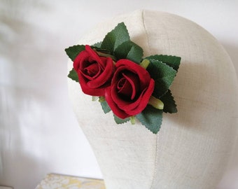 Red Rosebuds and leaves hair clip