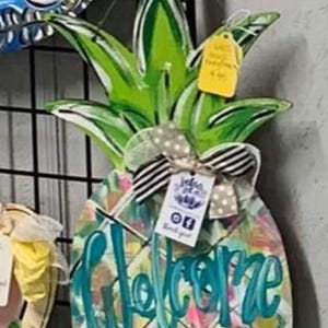 Pineapple door hanger | Tropical Door Decor | Fruit Door Sign