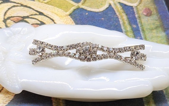 Mid-Century White Glass Rhinestone Large Bar Broo… - image 1