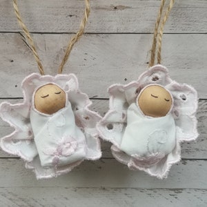 Walnut Shell Doll Ornament Christmas Gift , New Mom Dad Gift Natural Home Decoration Handmade Miniature Doll Tiny Baby in Nutshell