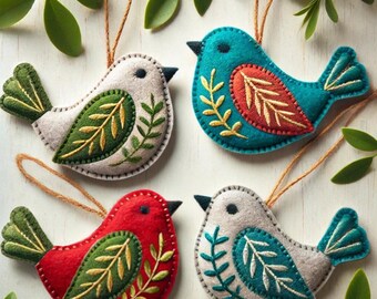 カラフルなフェルトの鳥の飾りのパターンDIY縫製クラフトプロジェクト