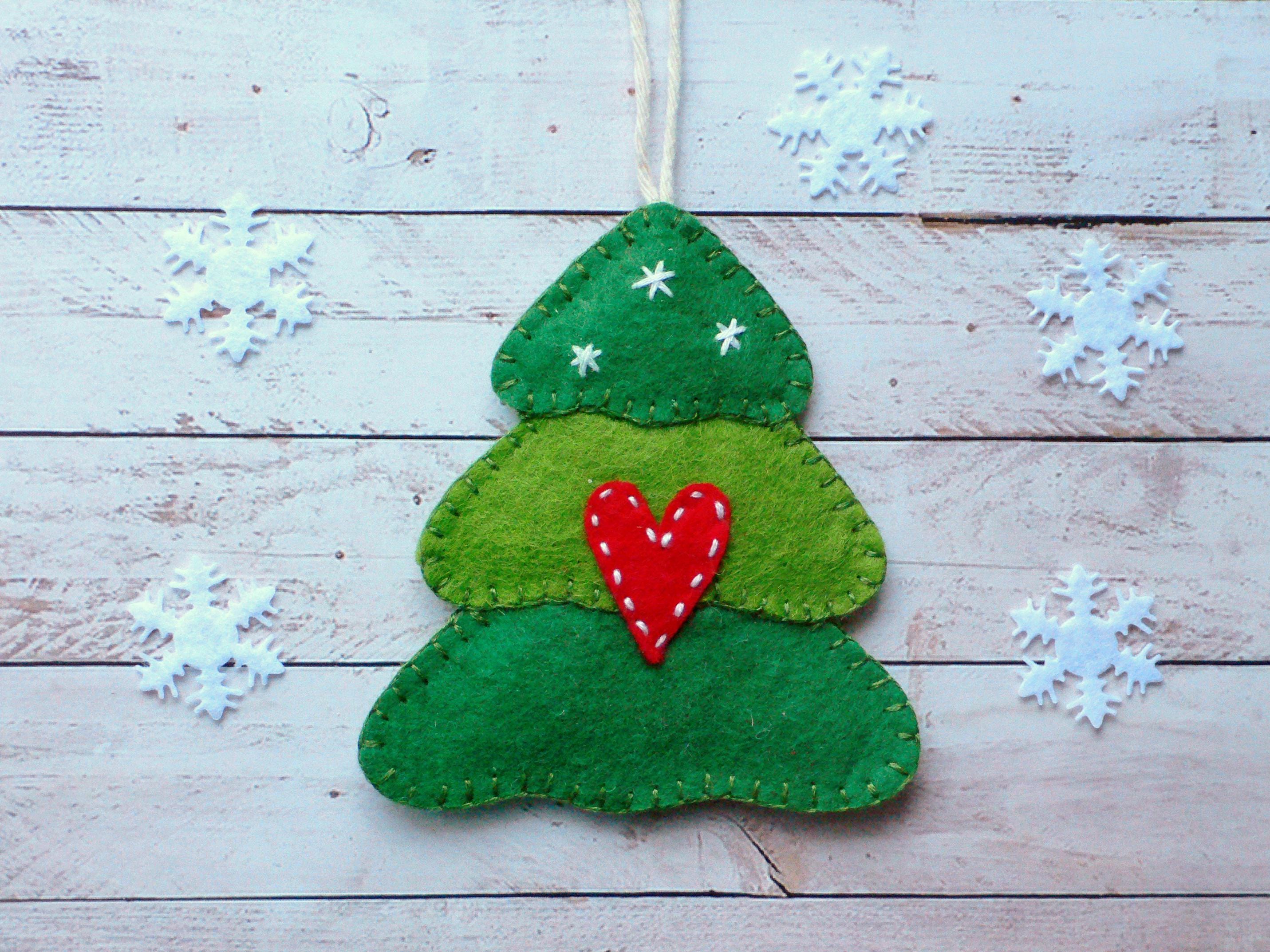 Easy DIY Felt Christmas Tree Ornament PDF Pattern & Tutorial, Beginner-Friendly Holiday Craft Christmas Last-Minute Handmade Gift Idea