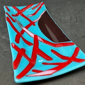 Art Glass Plate - Modern Fused Dish, Spoon Rest with Glacier Blue & Red Accents - Unique Red Flares Design