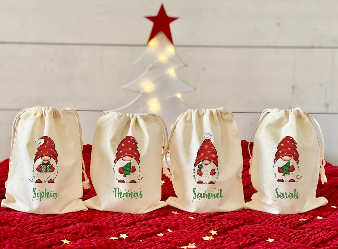 8 Personalized Kid's Christmas Favor Bags/custom Christmas Goodie Bags