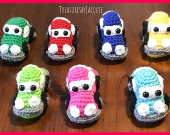 Crocheted Stuffed Car Toy: Amigurumi Kids Pretend Play