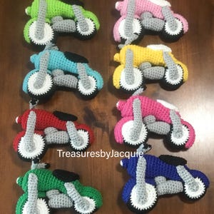 Crocheted Stuffed Motorcycle Toy: Interactive Pretend Play
