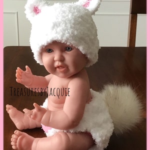 Fluffy cottontail baby bunny hat and diaper cover made with super soft yarn. Removable faux fur tail for washing.  Adorable baby shower gift