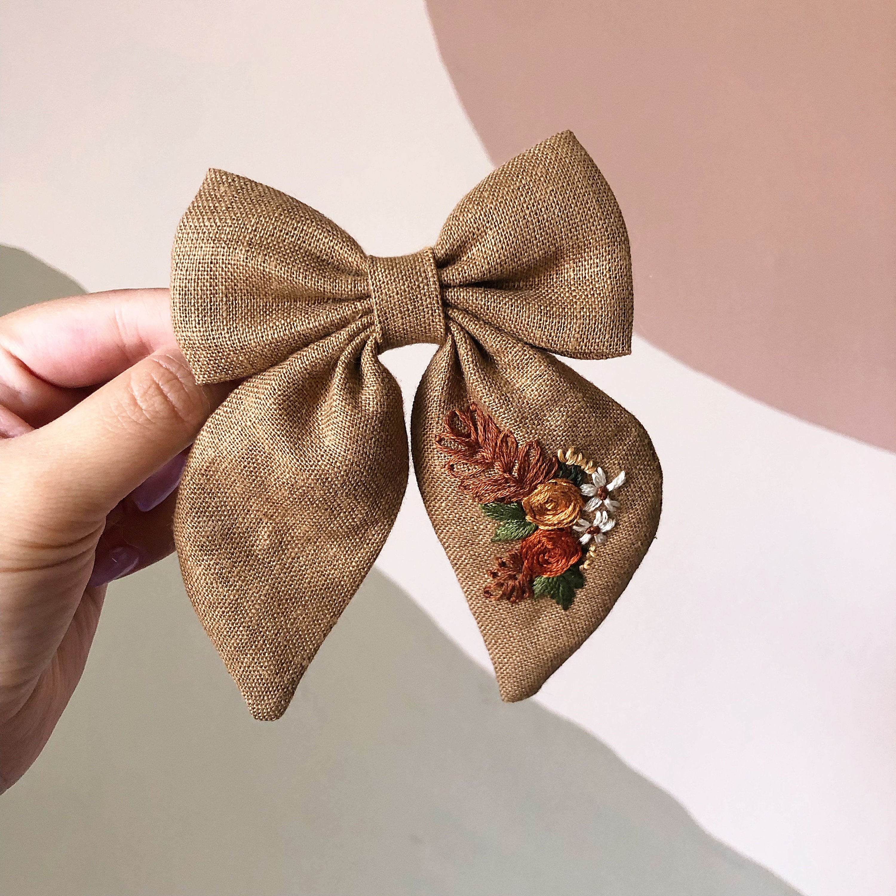 Heirlooms Bows Linen Ribbon Bow, Mocha