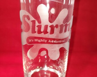 Futurama Slurm Etched Pint Glass - Quench your thirst in style!