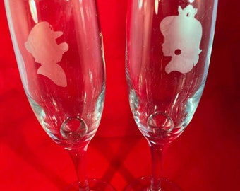 Mario and Princess Peach etched champagne flutes, geeky wedding glasses