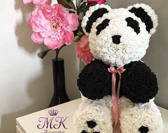 big bear made of roses