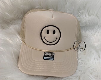 Chapéu Smiley Bordado