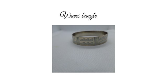 Solid silver and enamel rigid wave designed bangle - image 2