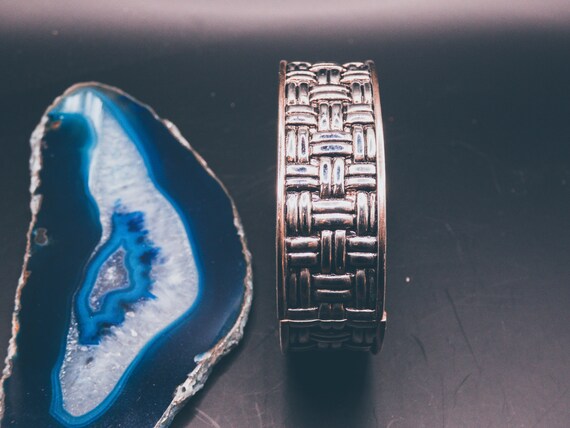 Cross hatch basket weave silver patterned bangle.… - image 4