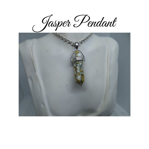 Natural solid double spear pointed Jasper gemston… - image 1