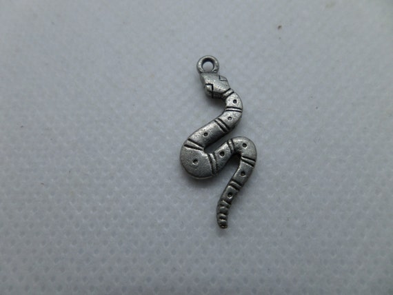 Double sided banded solid silver snake/serpent pe… - image 1